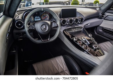 Imagenes Fotos De Stock Y Vectores Sobre Mercedes Amg Gt