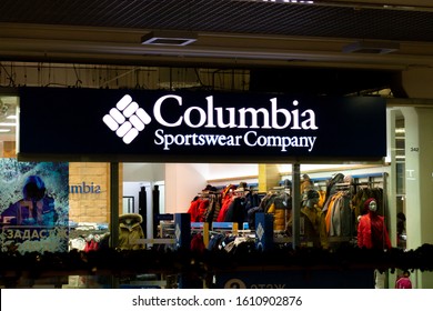 201 Columbia sportswear Images, Stock Photos & Vectors | Shutterstock