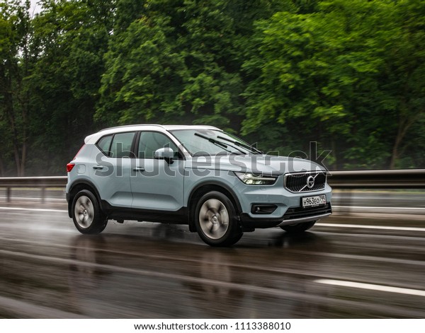 Minsk, Belarus - June 15, 2018: Volvo XC40 drives
on a highway during rainy summer day. Volvo XC40 is the first
subcompact SUV by Volvo. Under the bonnet of this T5 AWD model is a
2.0 turbo engine.