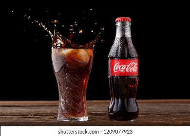 584 Coke bottle splash Images, Stock Photos & Vectors | Shutterstock