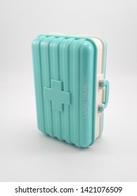 Mint Green Portable Luggage Design Medicine Organizer Box 