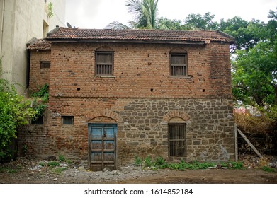 Miraj District Kolhapur Maharashtra India Jun 17 2017 Old Traditional Tiled Roof House