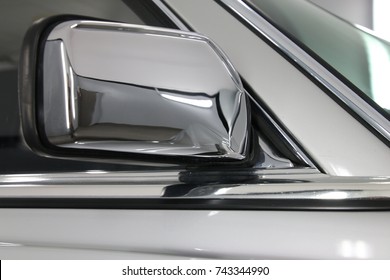 Mirror car