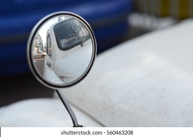 2,692 Vintage rear view mirror Images, Stock Photos & Vectors