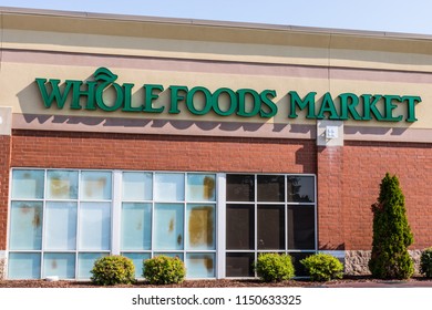 Mishawaka - Circa August 2018: Whole Foods Market. Amazon Is Expanding Whole Foods Delivery In Different US States IX