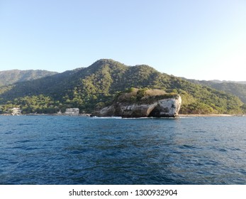 THE MISMALOYA ARCHES- islands in the south  of the bay of Puerto Vallarta.