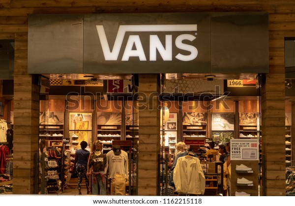 Mission Viejo Ca Usa 08222018 Vans Stock Photo Edit Now 1162215118