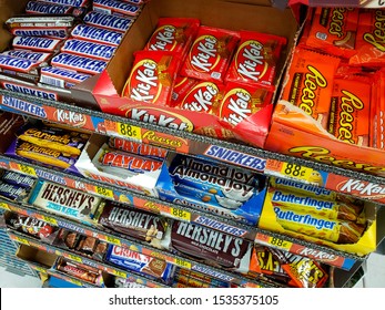 Mission Viejo, California/United States - 09/19/2019: Several Varieties Of Candy Bars At A Grocery Store In The Checkout Aisle