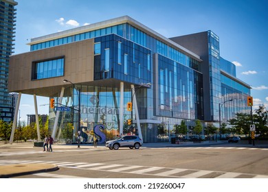 MISSISSAUGA, CANADA - SEPTEMBER 23, 2014: Sheridan College Institute Of Technology And Advanced Learning Building In Downtown Mississauga, Canada.