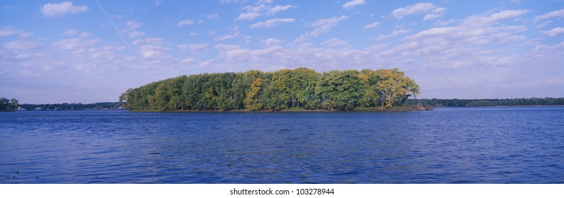 Mississippi River Along Great River Road, Quad Cities, Illinois/Iowa