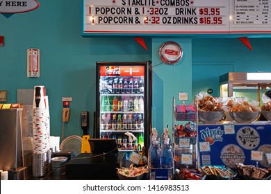 MISSOURI, UNITED STATES- APRIL 8, 2019: Interior Counter Design And Decoration Of Pop Corn Station, Snack Bar And Beverages Inside Saint Louis Science Center- St.Louis, MO