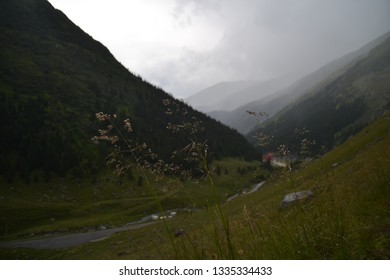 Misty Mountain, low clouds