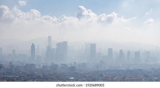 misty view of Ataşehir One of the districts with the most intense construction in Istanbul, there are financial city and high-rise housing projects under construction in the region. 2021 - Shutterstock ID 1920689003
