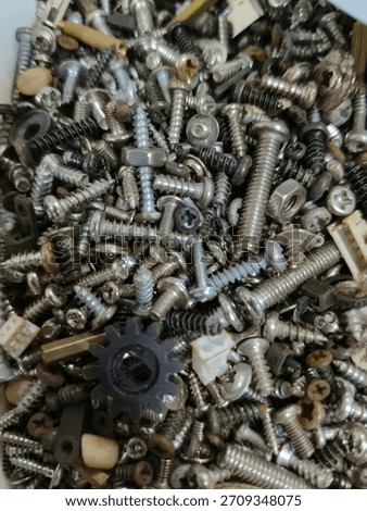 Mixed Assorted Metal Screws And Hardware Fasteners