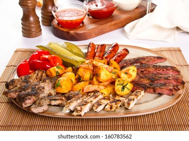 Mixed Grilled Meat Platter And Pickles