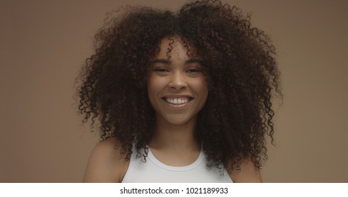 Imagenes Fotos De Stock Y Vectores Sobre Curl Hair Black