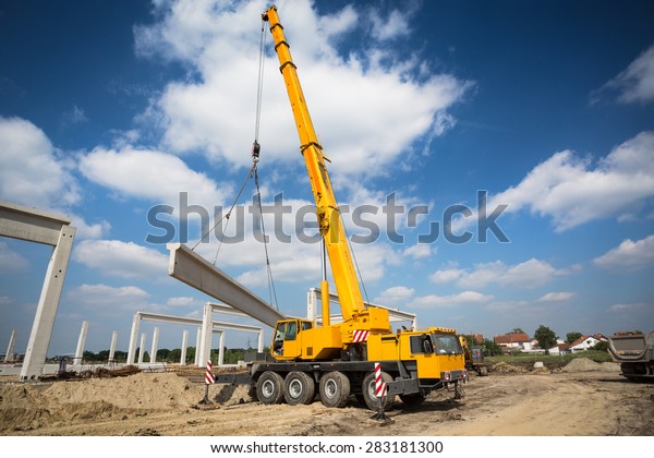 Mobile Crane Stock Photo (edit Now) 283181300