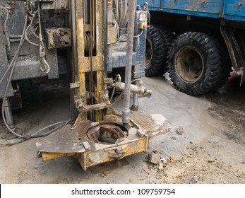 Mobile Drilling Rig Mounted On Truck