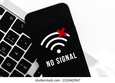 Mobile Phone With No Signal No Service Screen. Communication, Cellular Problem, Bad Connection Concept