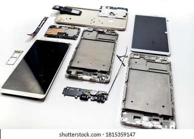 Mobile Phone Spare Parts And Mechanic Work Area Repair