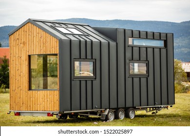 Mobile Tiny House, Great For Outdoor Experiences And Holidays.