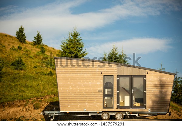 Mobile tiny house. Great for outdoor experiences and\
wildlife. Lots of mobility and pure adventure. No need for special\
authorizations, only a decent car to pull this tiny house and off\
you go.