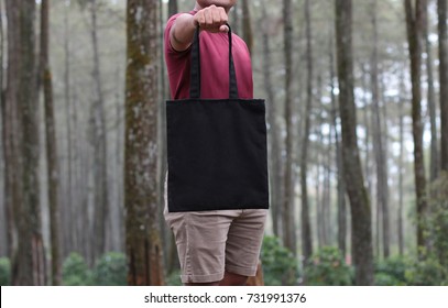 Mock Up Black Blank Canvas Bag