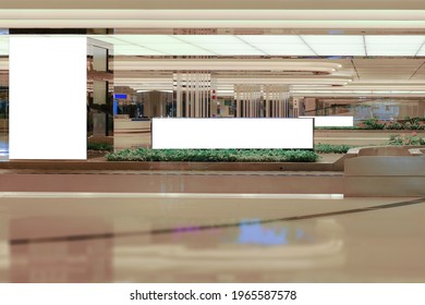 Mock Up Of Signboard, Banner Display At Airport Baggage Claim Area. Clean, Generic Modern Space With No People, No Luggages On Conveyor Belt