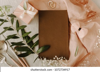 Mock Up Wedding Invitation. Rustic Rural Decorations. Flat Lay, Top View 