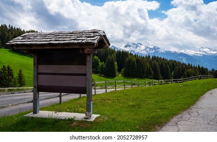 Mock Up Wooden Board Advertising. Billboard At The Mountain Rural Road. Old Wooden Background Display Your Product Insert Text. Retro Vintage Decoration Style. Blank Billboard For Advertisement.