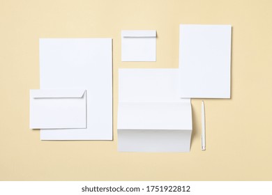 Download Hoja Membretada Mockup Imagenes Fotos De Stock Y Vectores Shutterstock