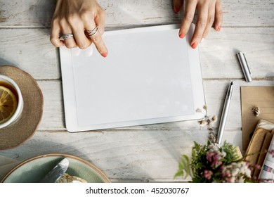 Mockup Copyspace Computer Tablet Concept