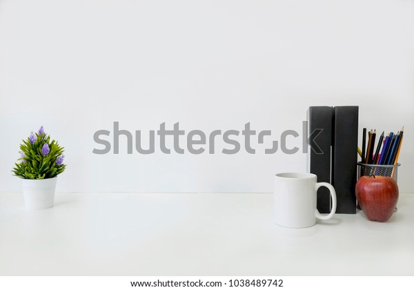 Bitki süslemeleri ile Mockup tablo, kahve, Stok Fotoğrafı (Şimdi