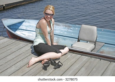 model by boat