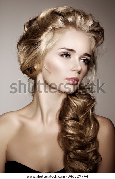 Model Long Braided Hair Waves Curls Stockfoto Jetzt