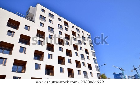 Similar – Foto Bild die Platte Himmel Wolken