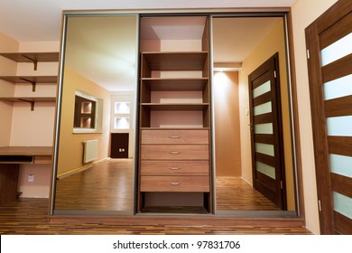 Featured image of post Room Furniture Almari Design