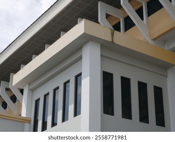 Modern Architectural Design with Geometric Features