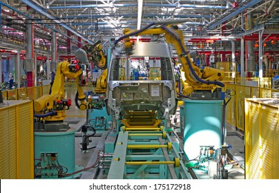 Modern Automated Assembly Line For Cars