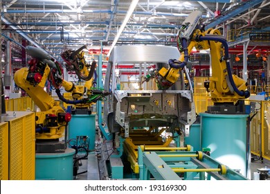 Modern Automated Assembly Line For Cars