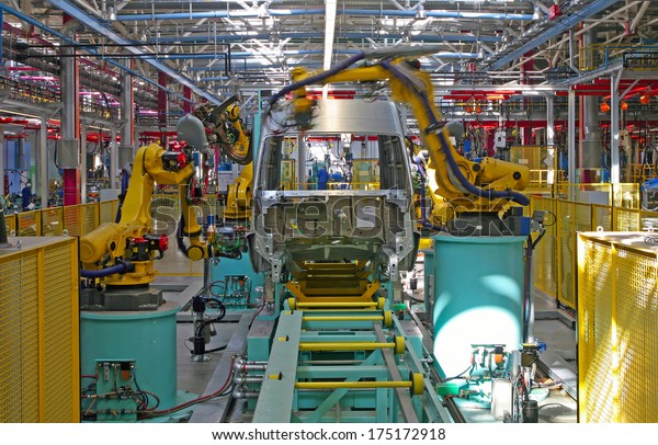 modern automated\
assembly line for cars