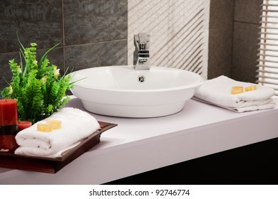 Modern Bathroom