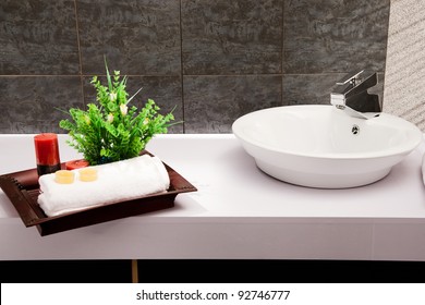 Modern Bathroom