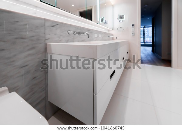 Modern Bathroom Washroom Interior Design Stockfoto Jetzt