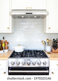 Modern Black Kitchen Stovetop Design