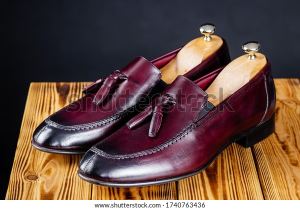 bordeaux color shoes