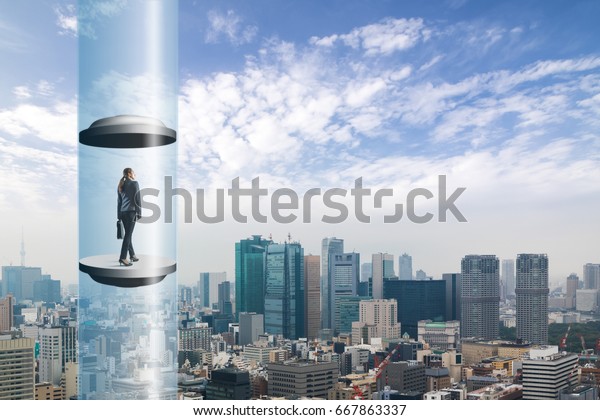 現代の都市の空の線と未来的なエレベーター 宇宙エレベーターのコンセプト の写真素材 今すぐ編集 現代の都市の空の線と未来的なエレベーター 宇宙エレベーターのコンセプト の写真素材 今すぐ編集