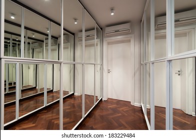 Build In Wardrobes Stock Photos Images Photography Shutterstock