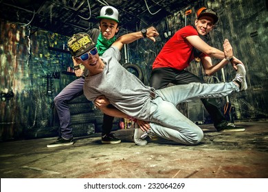 131,995 Urban dance Images, Stock Photos & Vectors | Shutterstock