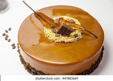 8,472 Modern mousse cake Images, Stock Photos & Vectors | Shutterstock